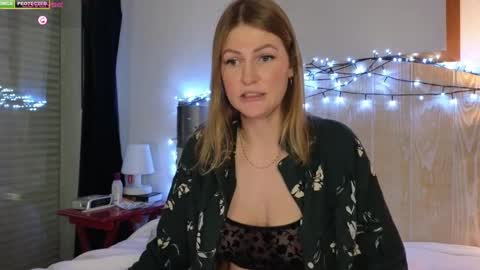 Misslucci online show from 22, 12, 2024