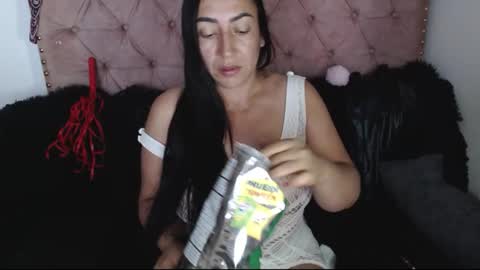 Snapshot of misslucyy1 chatting on 9, 4, 2026 luccy online show from 9, 4, 2026