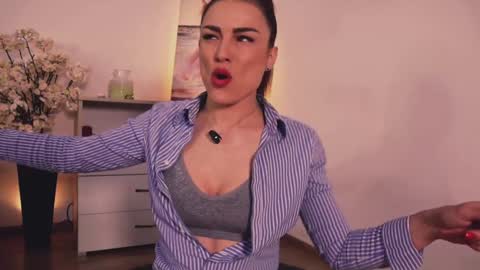 Snapshot of misslullu chatting on 22, 11, 2025 Lullu online show from 22, 11, 2025