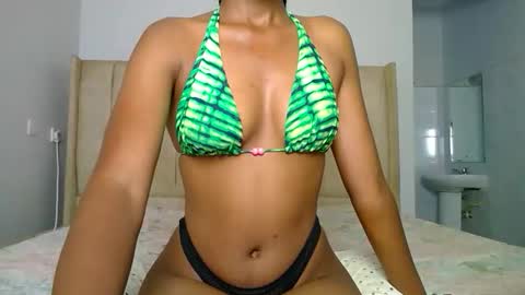 Snapshot of misslunah1 chatting on 27, 3, 2026 lunah online show from 27, 3, 2026