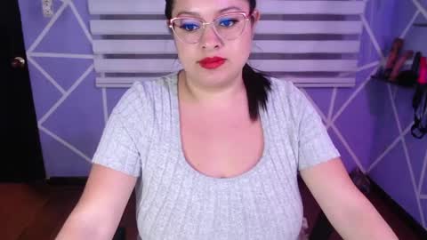 Snapshot of missmia1_ chatting on 22, 4, 2026 Miia online show from 22, 4, 2026