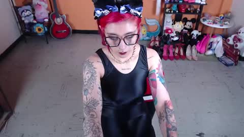 Miss Mia online show from 29, 1, 2025