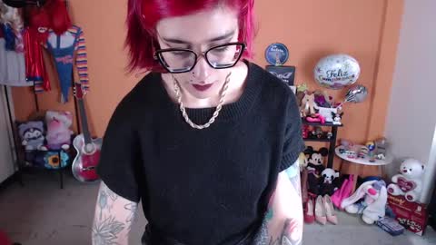 Miss Mia online show from 5, 2, 2025