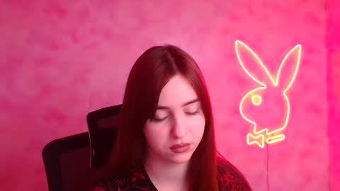 Snapshot of missmiamiss chatting on 18, 11, 2025 Mia online show from 18, 11, 2025