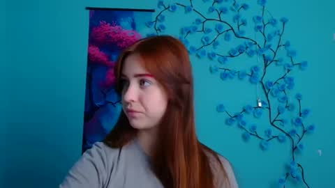 Snapshot of missmiamiss chatting on 25, 11, 2025 Mia online show from 25, 11, 2025