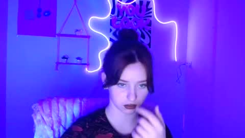 Snapshot of missmiamiss chatting on 26, 11, 2025 Mia online show from 26, 11, 2025