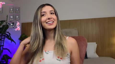 Snapshot of missmonaco chatting on 9, 1, 2025 Emma Rivera online show from 9, 1, 2025