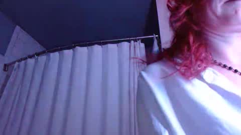 Snapshot of missmoonmagic13 chatting on 22, 4, 2026 Maxxx online show from 22, 4, 2026