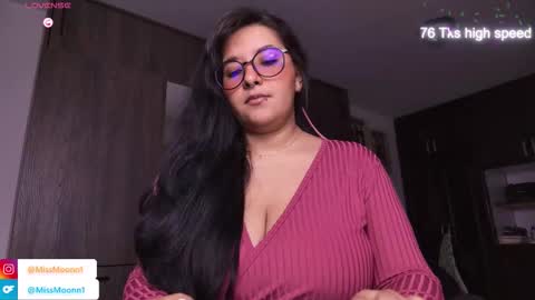 MissMoon online show from 18, 11, 2025