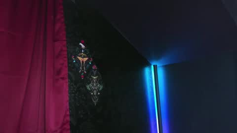 Snapshot of missnikkivill chatting on 7, 3, 2025 Mistress Nikki Vill online show from 7, 3, 2025