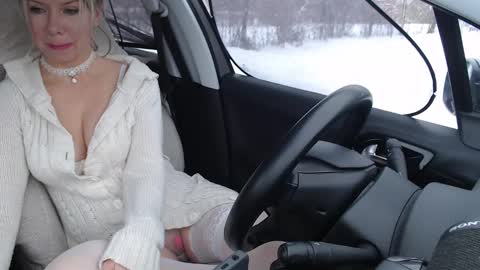 Olenka online show from 10, 12, 2024