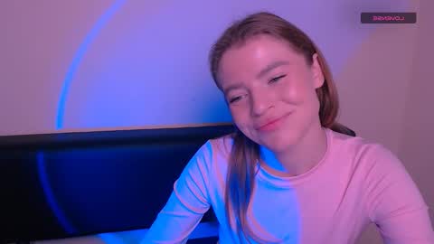 Olivia online show from 14, 12, 2025