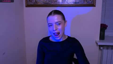 Olivia online show from 15, 12, 2025