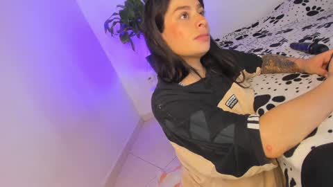 Snapshot of misspaulag chatting on 2, 1, 2025 misspaulag online show from 2, 1, 2025