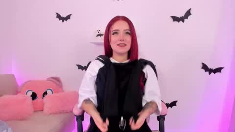 Snapshot of misspaulina__ chatting on 15, 10, 2025 Pau Giraldo online show from 15, 10, 2025