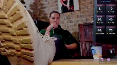 Miss Venus online show from 17, 1, 2025