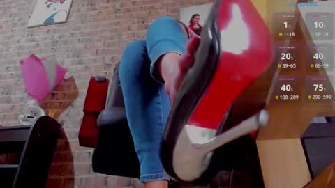 Miss Venus online show from 20, 2, 2025