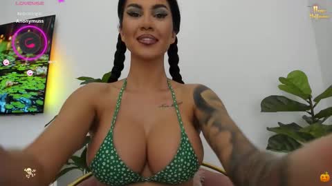 Renata online show from 28, 10, 2025