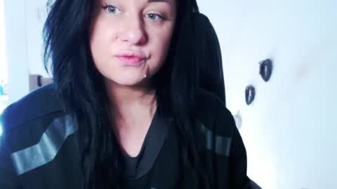 Missqueen1416 online show from 31, 3, 2026