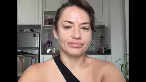 missroriann online show from 14, 5, 2026