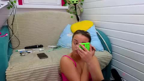 . online show from 7, 11, 2025