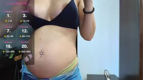 Snapshot of missshinex chatting on 30, 6, 2026 Olivia FOLLOW ME TO GET Thumb UP me please its important online show from 30, 6, 2026