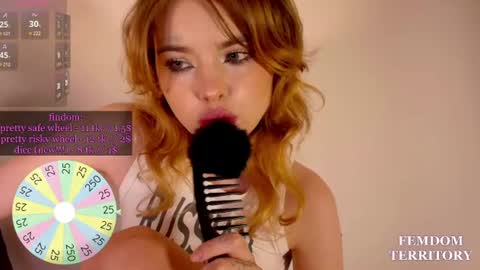 Misss Lola Angel online show from 18, 6, 2026