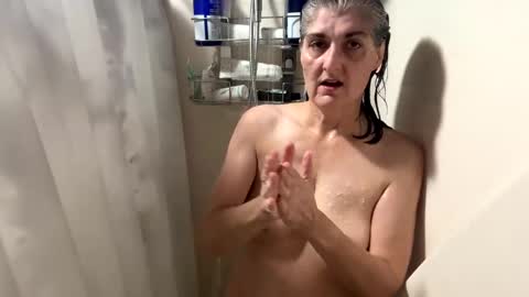 Miss Spooky Silverstacker online show from 13, 2, 2025