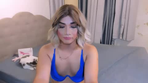 K Y R I E  online show from 13, 9, 2025