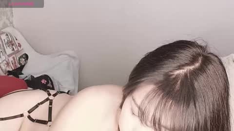 Snapshot of missvalday chatting on 29, 11, 2025 Val online show from 29, 11, 2025