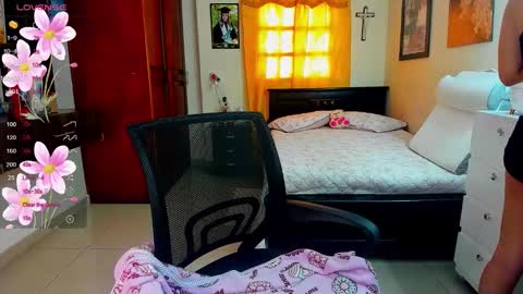 missvalery1 online show from 16, 9, 2025