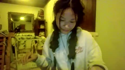Snapshot of missversatile chatting on 10, 7, 2026 Miss Versatile online show from 10, 7, 2026