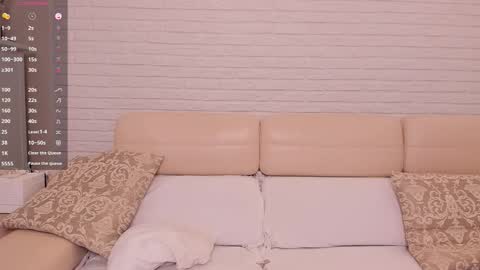 missxcaprice online show from 25, 2, 2026