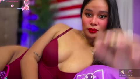 Snapshot of missxthalia697 chatting on 19, 7, 2026 Miss. Thalia online show from 19, 7, 2026