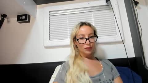 Snapshot of missy_matrix chatting on 4, 3, 2026 Missy matrix online show from 4, 3, 2026