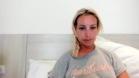 Snapshot of missy_matrix chatting on 8, 4, 2026 Missy matrix online show from 8, 4, 2026