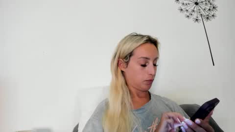 Snapshot of missy_matrix chatting on 21, 4, 2026 Missy matrix online show from 21, 4, 2026