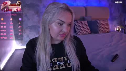 Snapshot of missyymartinezz chatting on 1, 3, 2025 Amely online show from 1, 3, 2025