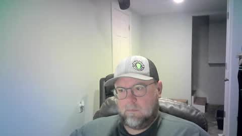 Snapshot of mister_happy567 chatting on 14, 7, 2026 Mr. Happy online show from 14, 7, 2026