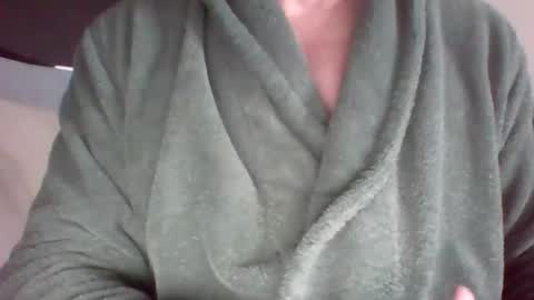 mister_tommm80 online show from 17, 11, 2025