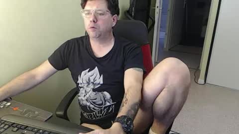 Snapshot of mistercoeur1 chatting on 13, 2, 2026 mistercoeur online show from 13, 2, 2026