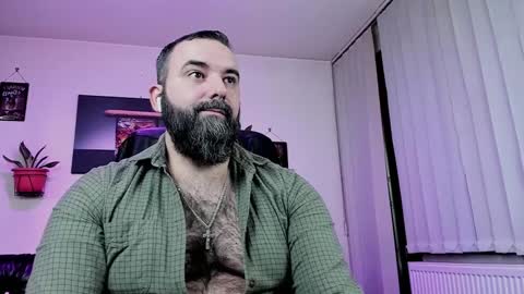 Snapshot of misterlov3r chatting on 4, 1, 2025 misterlov3r online show from 4, 1, 2025