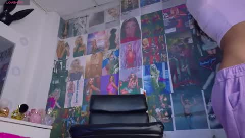   online show from 13, 3, 2026