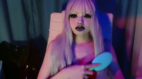 Snapshot of mistr_daria_femdom chatting on 3, 4, 2026 mistr_daria_femdom online show from 3, 4, 2026