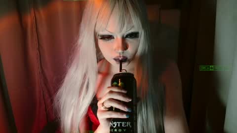 Snapshot of mistr_daria_femdom chatting on 6, 4, 2026 mistr_daria_femdom online show from 6, 4, 2026