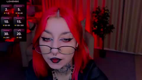 Snapshot of mistress__marcelline chatting on 11, 7, 2026 Marcelline online show from 11, 7, 2026