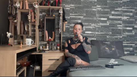 Snapshot of mistress_mirybossy chatting on 14, 12, 2024 Mistress Mirybossy online show from 14, 12, 2024