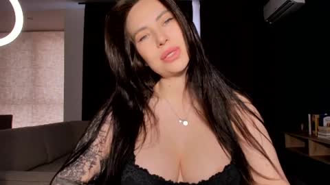 Snapshot of mistress_ninaohnina chatting on 10, 4, 2026 Mistress Nina online show from 10, 4, 2026