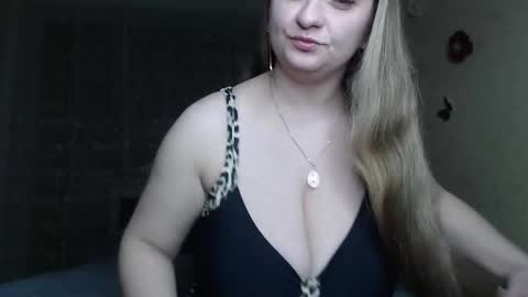 Snapshot of mistresscaro chatting on 14, 3, 2026 mistresscaro online show from 14, 3, 2026