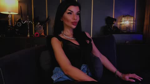 Snapshot of mistresselenia chatting on 5, 1, 2025 Elenia online show from 5, 1, 2025